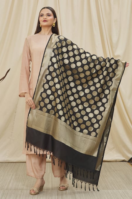 Shop Naintara Bajaj Black Brocade, Silk Embroidery Banarasi Art Woven Dupatta at Aza Fashions Shop_Naintara Bajaj_Black Brocade, Silk Embroidery Banarasi Art Woven Dupatta _at_Aza_Fashions