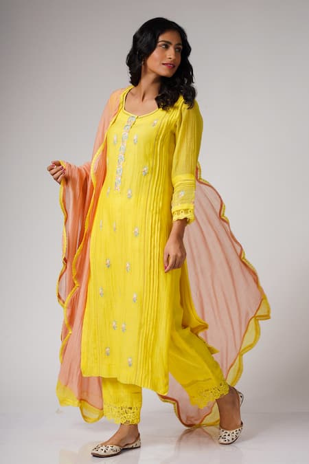 Shop_Label Mansi Nagdev_Yellow Chanderi Embroidery Resham Round Rumiha Kurta Set _at_Aza_Fashions