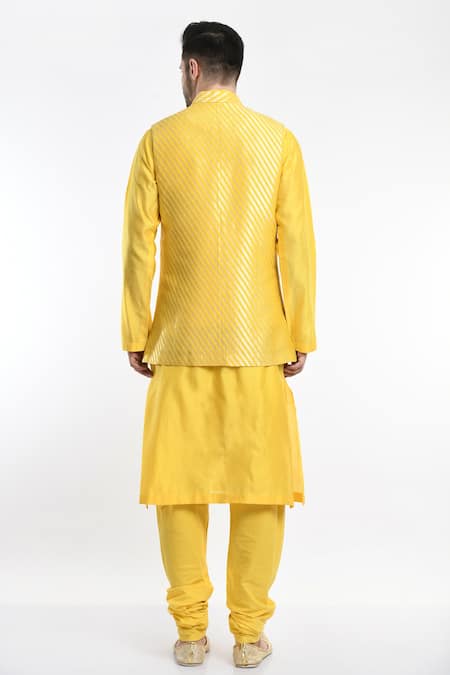 Shop Samant Chauhan Yellow Vegan Leather Diagonal Line Pattern Bundi And Kurta Set at Aza Fashions Shop_Samant Chauhan_Yellow Vegan Leather Diagonal Line Pattern Bundi And Kurta Set _at_Aza_Fashions
