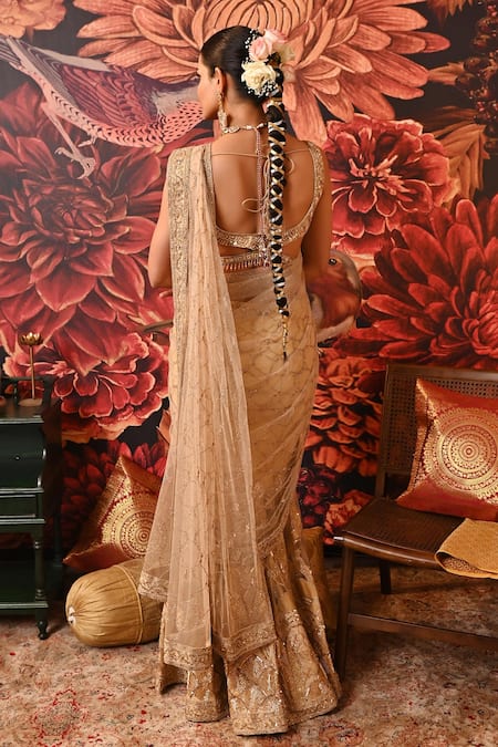 Shop_Moledro_Gold Brocade, Net Cut Work, Tassels, Mayra Fish-cut Pre-draped Saree With Blouse _at_Aza_Fashions