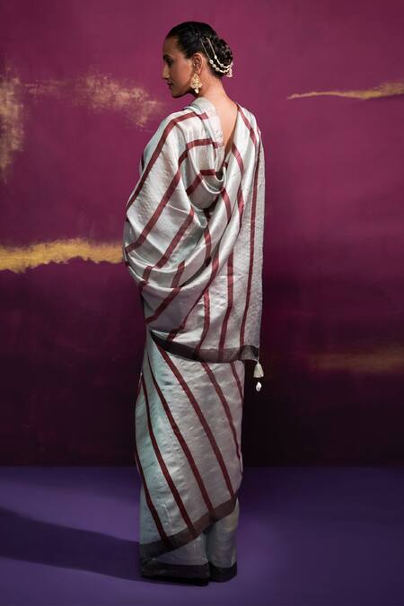 Shop_Dressfolk_Blue Pure 100% Handloom Silk Stripe Pattern Saree _at_Aza_Fashions