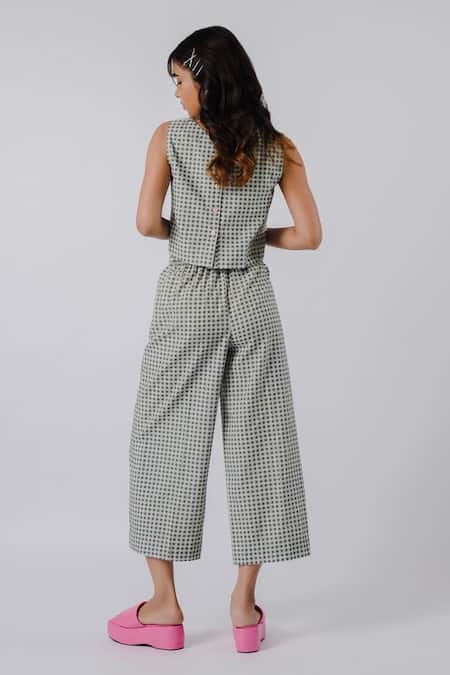 Shop Tussah By Siddhi Shah Black Cotton Round Neck Checkered Pattern Crop Top With Pant at Aza Fashions Shop_Tussah By Siddhi Shah_Black Cotton Round Neck Checkered Pattern Crop Top With Pant _at_Aza_Fashions