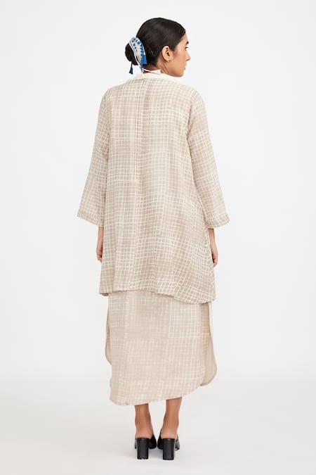 Shop_JAYATI GOENKA_White Cotton Piping Mandarin Collar, Straight Dress With Checkered Print Jacket _at_Aza_Fashions