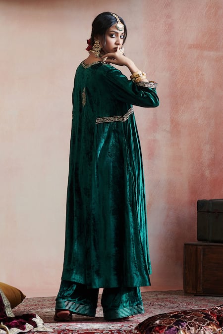 Shop Weaver Story Green Velvet, Cotton Zari, Embroidery Split Kalidar Kurta And Farshi Pant Set at Aza Fashions Shop_Weaver Story_Green Velvet, Cotton Zari, Embroidery Split Kalidar Kurta And Farshi Pant Set _at_Aza_Fashions