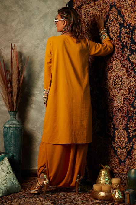 Shop Esha L Amin Yellow Georgette Gota Patti, Embroidery Round Neck Geometric Placket Print Kurta at Aza Fashions Shop_Esha L Amin_Yellow Georgette Gota Patti, Embroidery Round Neck Geometric Placket Print Kurta _at_Aza_Fashions