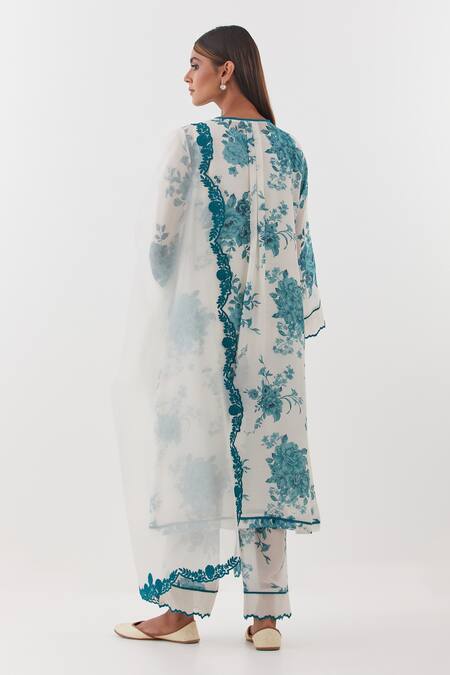 Shop Amisha Kothari Ivory Cotton, Organza, Cut Work, Floral Printed Kurta Set With Dupatta at Aza Fashions Shop_Amisha Kothari_Ivory Cotton, Organza, Cut Work, Floral Printed Kurta Set With Dupatta _at_Aza_Fashions
