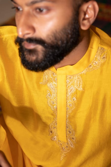 Deep Thee Haldi Embroidered Neckline Kurta Set 