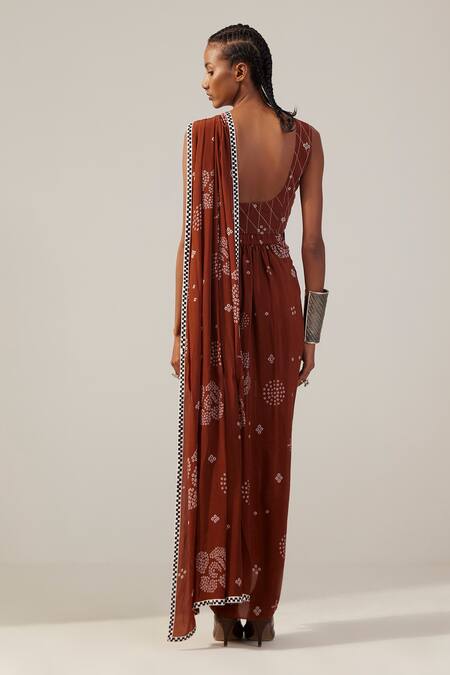 Shop Amka Brown Crepe Embroidery Round Neck Mufti Printed Pre-draped Saree With Blouse at Aza Fashions Shop_Amka_Brown Crepe Embroidery Round Neck Mufti Printed Pre-draped Saree With Blouse_at_Aza_Fashions