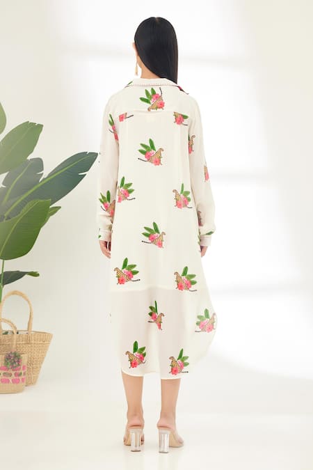 Shop Nikasha Off White 100% Crepe Cheetah Collared Neck Hand Painted Shirt Dress at Aza Fashions Shop_Nikasha_Off White 100% Crepe Cheetah Collared Neck Hand Painted Shirt Dress _at_Aza_Fashions