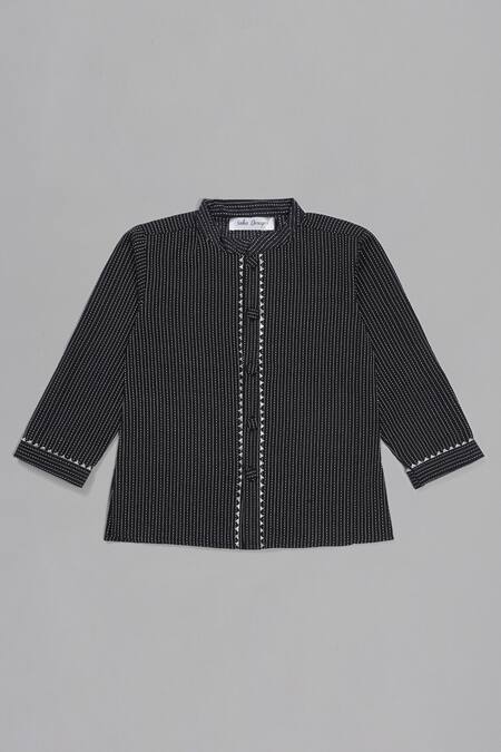 Shop Saka Designs Black Cotton Striped Pattern Pure Kurta Set at Aza Fashions Shop_Saka Designs_Black Cotton Striped Pattern Pure Kurta Set_at_Aza_Fashions