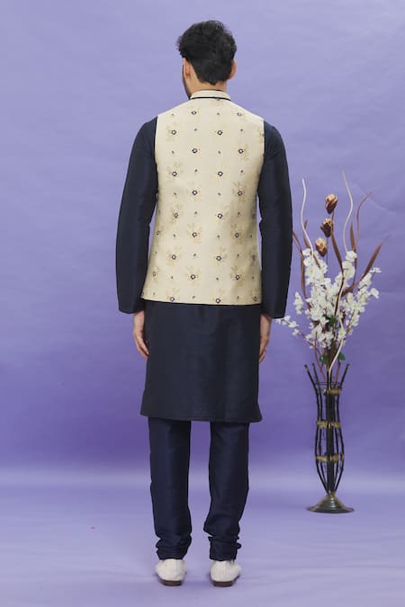 Arihant Rai Sinha Floral Jacquard Bundi 