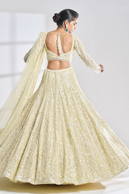 Seema Gujral_Green Net Sequin And Beads Sweetheart Neck Embroidered Bridal Lehenga Set _Online_at_Aza_Fashions