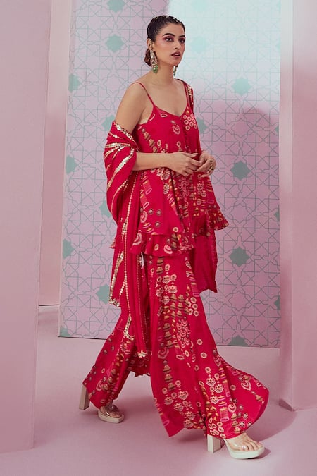 Shop_Krisha Sunny Ramani_Fuchsia Crepe, Georgette Sequins V-neck Jhumka Print Kurta Sharara Set _at_Aza_Fashions