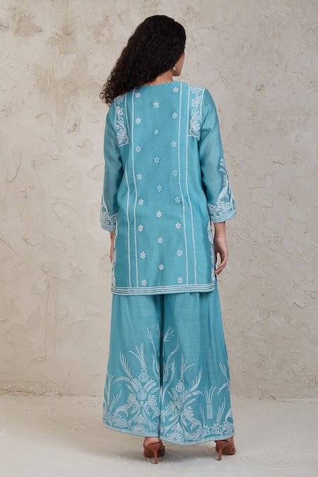 Shop Sue Mue Blue Chanderi Beads, Embroidery Split V-neck Fairoz Kurta And Pant Set at Aza Fashions Shop_Sue Mue_Blue Chanderi Beads, Embroidery Split V-neck Fairoz Kurta And Pant Set _at_Aza_Fashions