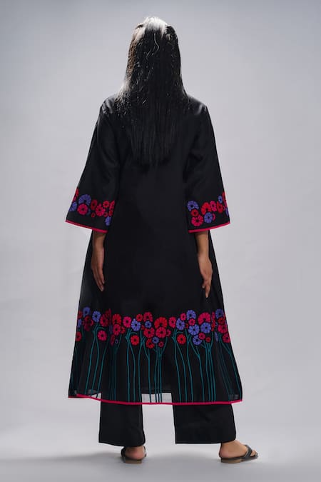 Shop_Taika By Poonam Bhagat_Black Chanderi Embroidered Floral Round Applique A-line Tunic Set _at_Aza_Fashions