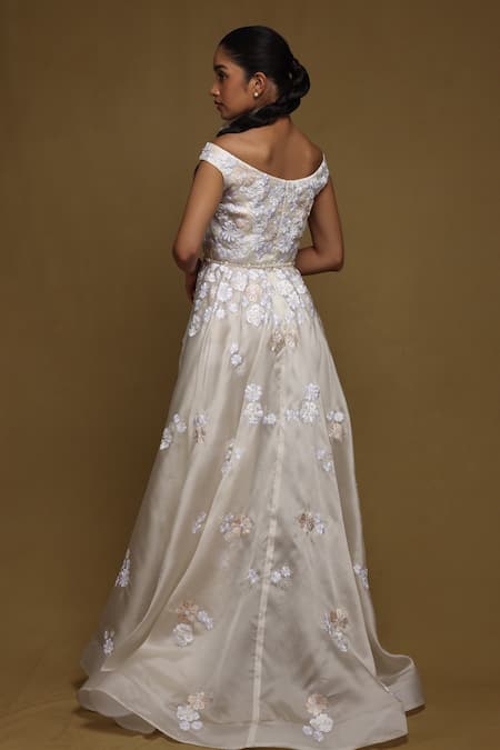 Shriya Som Floral Thread Embroidered High-Low Gown 