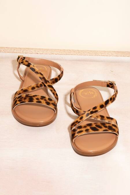 Ayla Strap Chunky Sandals in Leopard | ikrush