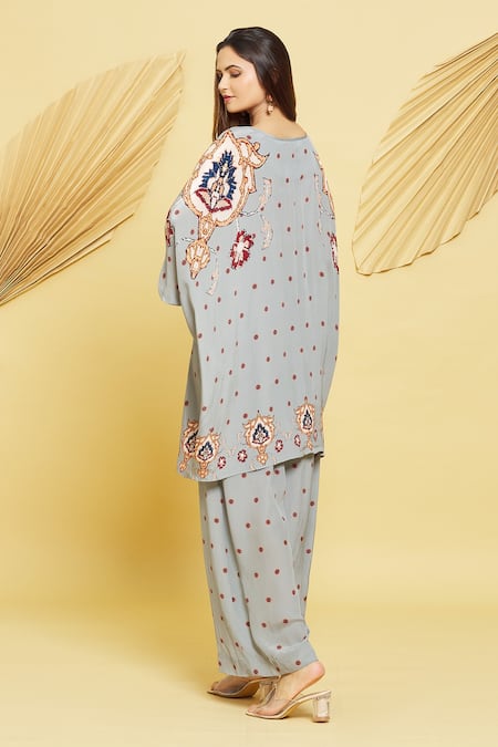 Shop Rajat K Tangri Gray Boat Neck Floral Kaftan Tunic And Pant Set at Aza Fashions Shop_Rajat K Tangri_Gray Boat Neck Floral Kaftan Tunic And Pant Set _at_Aza_Fashions