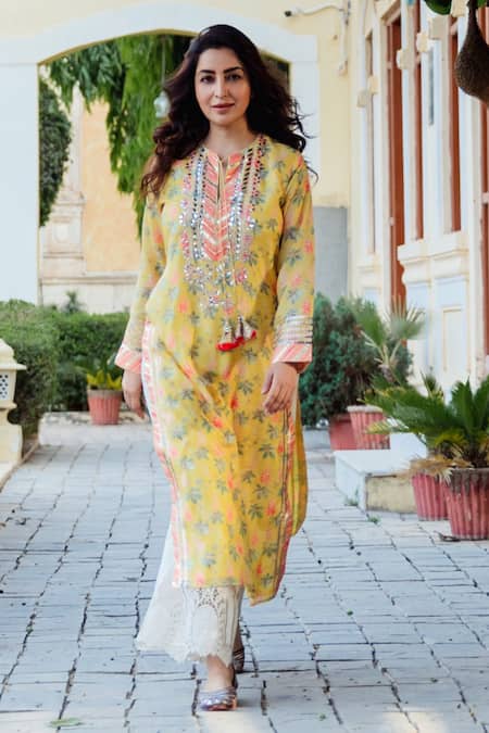 Shop_Gopi Vaid_Yellow Cotton Silk Print Floral Round Neck Radha Bloom Tunic _at_Aza_Fashions