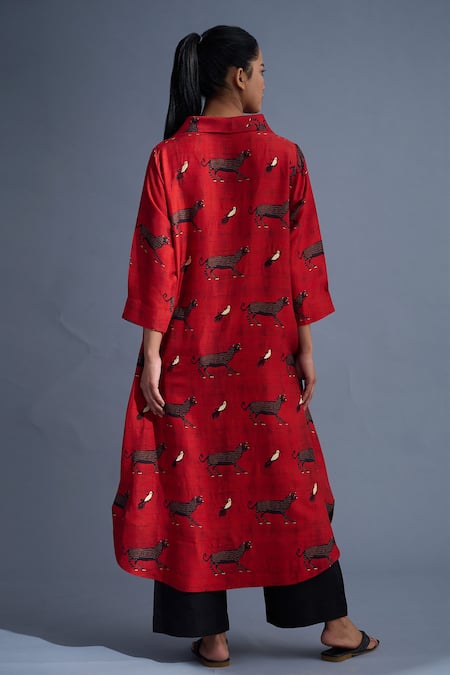 Shop Taika By Poonam Bhagat Red Tunic Blended Silk Printed Birds Collared Neck And Pant Set at Aza Fashions Shop_Taika By Poonam Bhagat_Red Tunic Blended Silk Printed Birds Collared Neck And Pant Set _at_Aza_Fashions