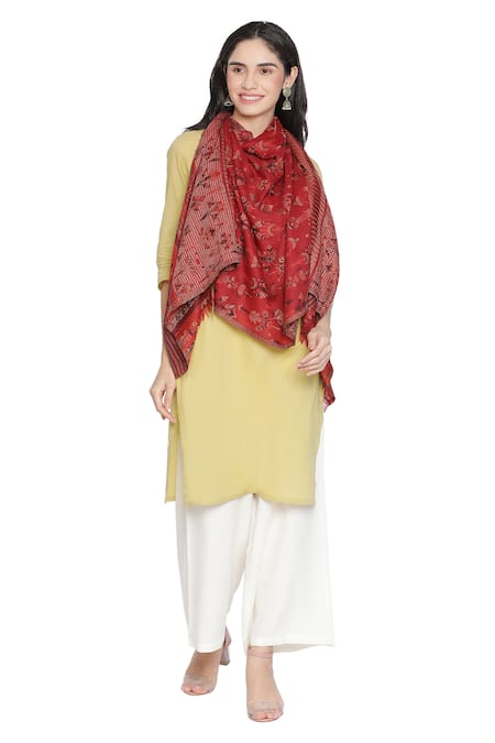 Shop Shingora Maroon Woven Jacquard Floral And Stripe Pattern Stole at Aza Fashions Shop_Shingora_Maroon Woven Jacquard Floral And Stripe Pattern Stole _at_Aza_Fashions