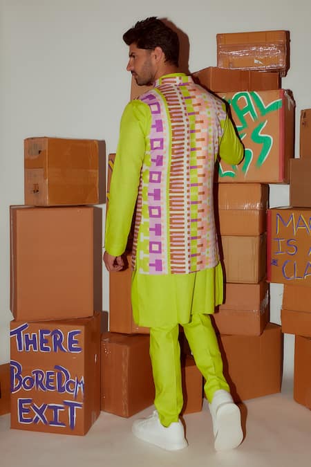 Nirmooha Geometric Printed Linen Bundi & Kurta Set 