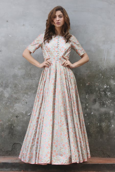 I Am Design Silk Ikat Print Gown 