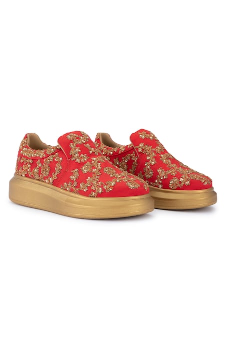 Anaar Floral Embroidered Red Sneakers 