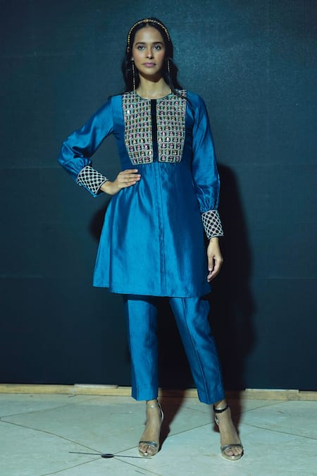 Shinor Mirrorwork Yoke Top & Pant Set 
