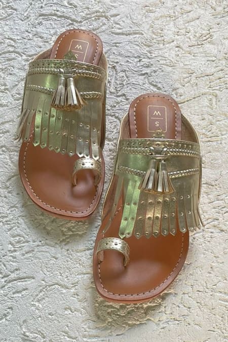 Shop_Sandalwali_Gold Lady Suzy Kolhapuri Flats _at_Aza_Fashions