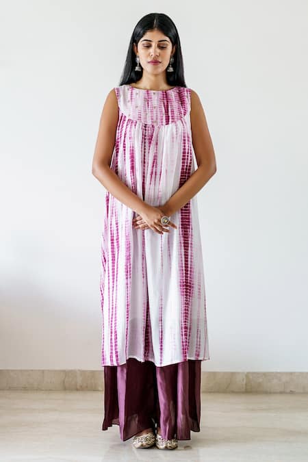 Shop Cupid Cotton Purple Silk, Cotton Embroidery Boat Neck Tie Dye Pattern Kurta And Flared Pant Set at Aza Fashions Shop_Cupid Cotton_Purple Silk, Cotton Embroidery Boat Neck Tie Dye Pattern Kurta And Flared Pant Set _at_Aza_Fashions