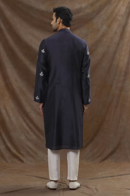 The MeN'S Kompany Chanderi Silk Kurta & Pant Set 