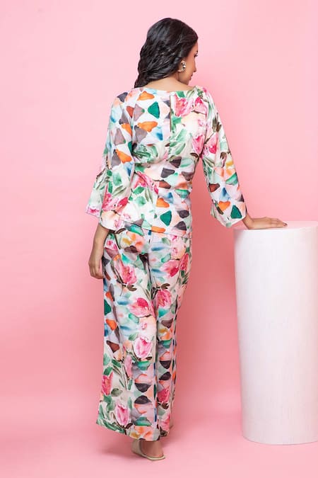 Rhe-Ana Pastel Floral Knotted Top & Pant Set 