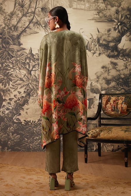 Shop Kalista Green Viscose, Satin V-neck Daisey Botanical Print Kaftan And Pant Set at Aza Fashions Shop_Kalista_Green Viscose, Satin V-neck Daisey Botanical Print Kaftan And Pant Set _at_Aza_Fashions