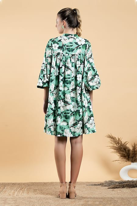 Shop Divi By Sonal Khandelwal Green Cotton Embroidery V-neck Wild Apple Print Shirt Dress at Aza Fashions Shop_Divi By Sonal Khandelwal_Green Cotton Embroidery V-neck Wild Apple Print Shirt Dress _at_Aza_Fashions