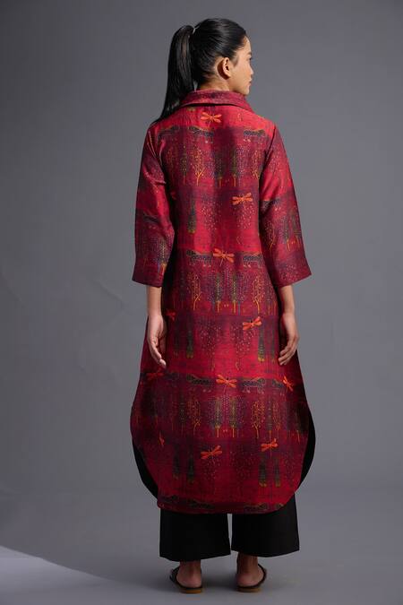 Shop Taika By Poonam Bhagat Red Tunic Blended Silk Printed Dragonflies Collared Embroidered And Pant Set at Aza Fashions Shop_Taika By Poonam Bhagat_Red Tunic Blended Silk Printed Dragonflies Collared Embroidered And Pant Set _at_Aza_Fashions