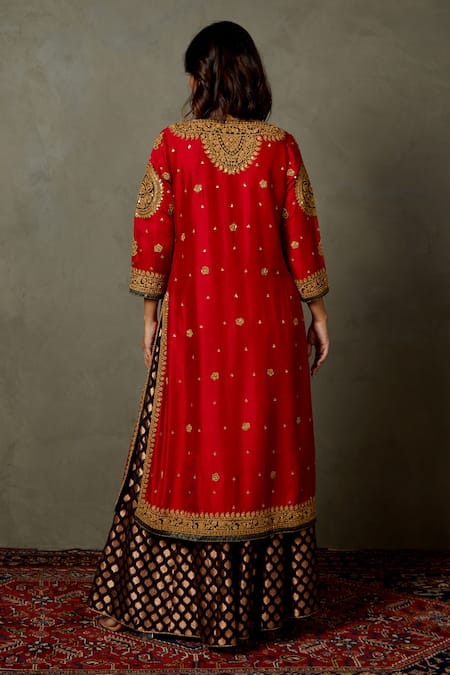 RI.Ritu Kumar Mandwi Embroidered Kurta Palazzo Set 