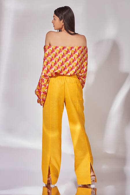 Shop_Senren by Eshana Raut_Yellow Top Crepe Geometric Straight Pattern Off Shoulder And Pant Set _at_Aza_Fashions