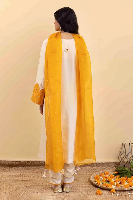 Shop_Pita Nila_Cream Chanderi Printed Stripe Round Kira Embroidered Kurta Set  _at_Aza_Fashions