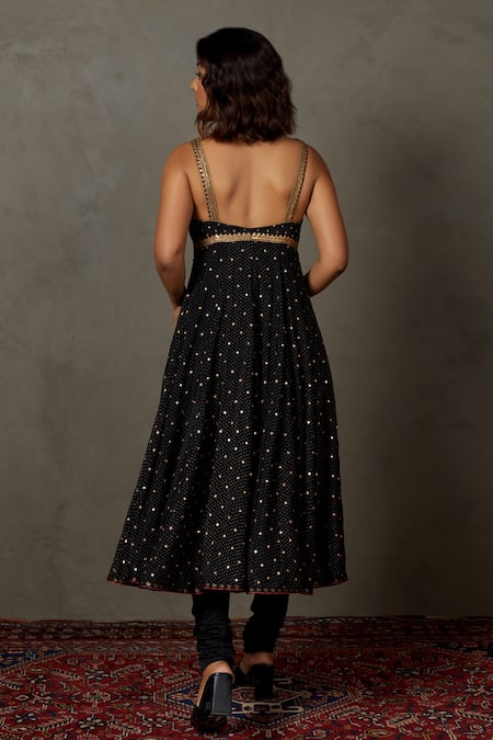 Shop RI.Ritu Kumar Black Anarkali Silk Embroidered Aari Plunge V Neck Sohini Set at Aza Fashions Shop_RI.Ritu Kumar_Black Anarkali Silk Embroidered Aari Plunge V Neck Sohini Set _at_Aza_Fashions