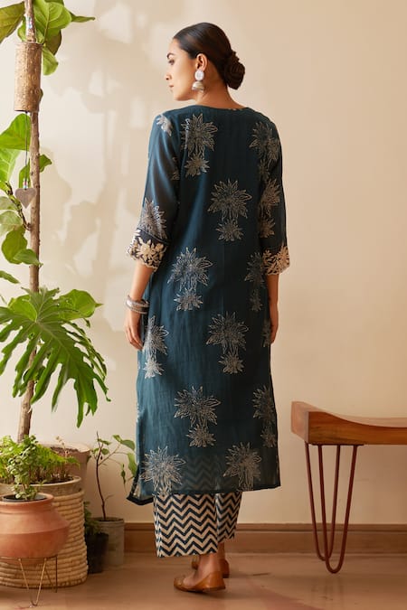 Shop Rekha Agra Blue , Handloom Embroidery Floral Bloom Print Kurta And Pant Set at Aza Fashions Shop_Rekha Agra_Blue , Handloom Embroidery Floral Bloom Print Kurta And Pant Set _at_Aza_Fashions