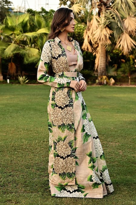Sanam Elea Floral Pattern Jacket Saree Set 