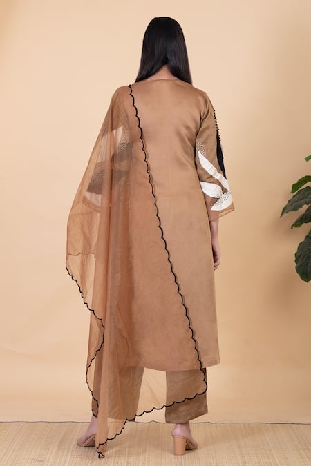 Shop Chambray & Co. Gold Silk, Chiffon Sequins, Beads Ashi Resham Embroidered Sleeve Kurta Set at Aza Fashions Shop_Chambray & Co._Gold Silk, Chiffon Sequins, Beads Ashi Resham Embroidered Sleeve Kurta Set _at_Aza_Fashions