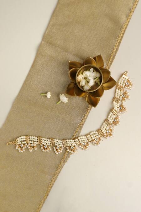 Shop Curio Cottage White Strings Of Pearls Sheeshphool at Aza Fashions Shop_Curio Cottage_White Strings Of Pearls Sheeshphool_at_Aza_Fashions