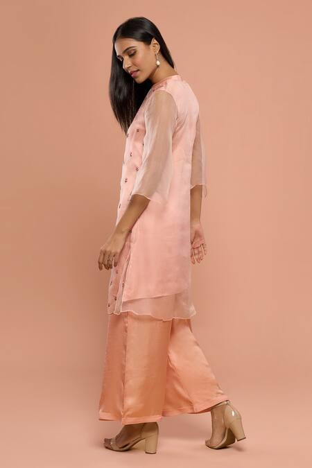 Shop Mayu Kothari Peach Organza With Shantoon Hand Embroidered Roses Kurta at Aza Fashions Shop_Mayu Kothari_Peach Organza With Shantoon Hand Embroidered Roses Kurta _at_Aza_Fashions