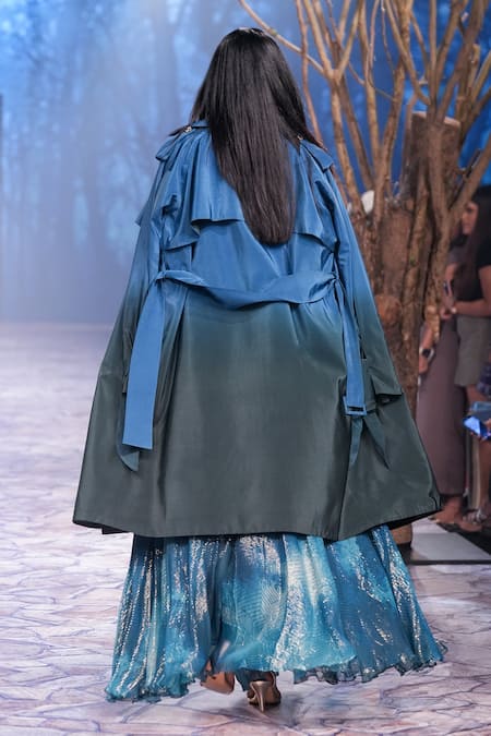 Nirmooha Ombre Crepe Trench Coat With Belt 