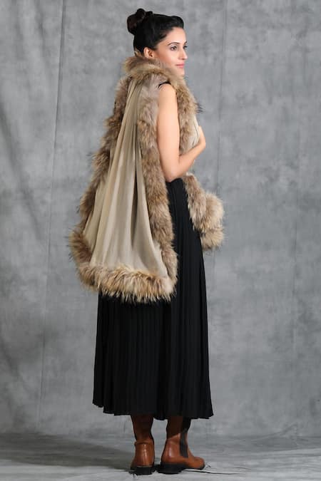 Shop Dusala Beige Handwoven Cashmere Wool Solid Stole at Aza Fashions Shop_Dusala_Beige Handwoven Cashmere Wool Solid Stole _at_Aza_Fashions