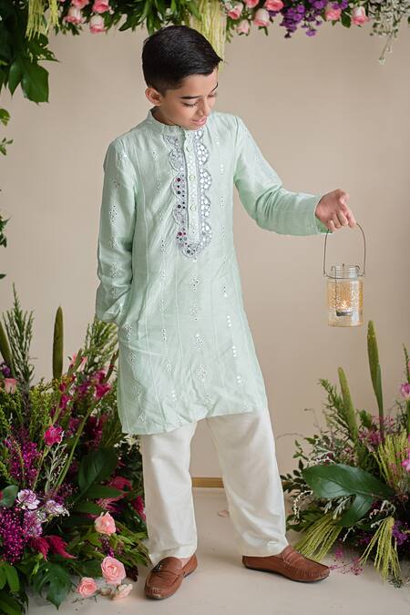 Shop PA:Paa Green Kurta Silk Embroidery Mirror Work And Pant Set at Aza Fashions Shop_PA:Paa_Green Kurta Silk Embroidery Mirror Work And Pant Set_at_Aza_Fashions