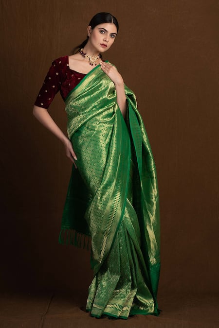 Devissha Katan Silk Paisley Woven Banarasi Saree 