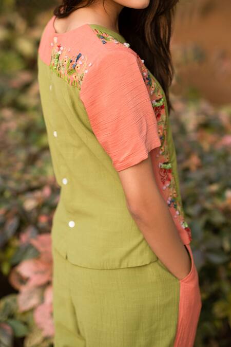 Shop Anu Pellakuru Green Cotton Embroidery, Beads Round Neck Hand Panelled Top And Pant at Aza Fashions Shop_Anu Pellakuru_Green Cotton Embroidery, Beads Round Neck Hand Panelled Top And Pant_at_Aza_Fashions